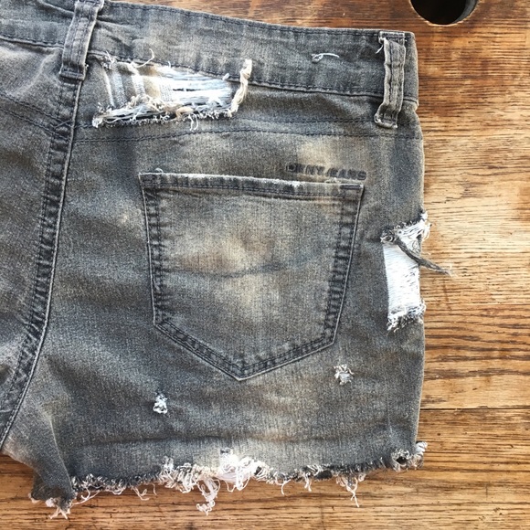 DKNY—Gunsmoke Gray Distressed Bleached Jean Shorts - Picture 5 of 6